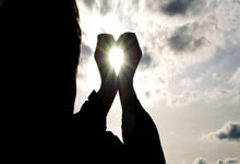 放心有我在！约老师篮下一柱擎天补篮打成2+1.